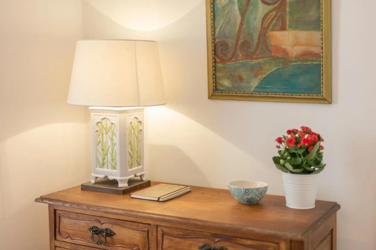 Spacious Alfama Duplex, By Timecooler Lisbon Apartment