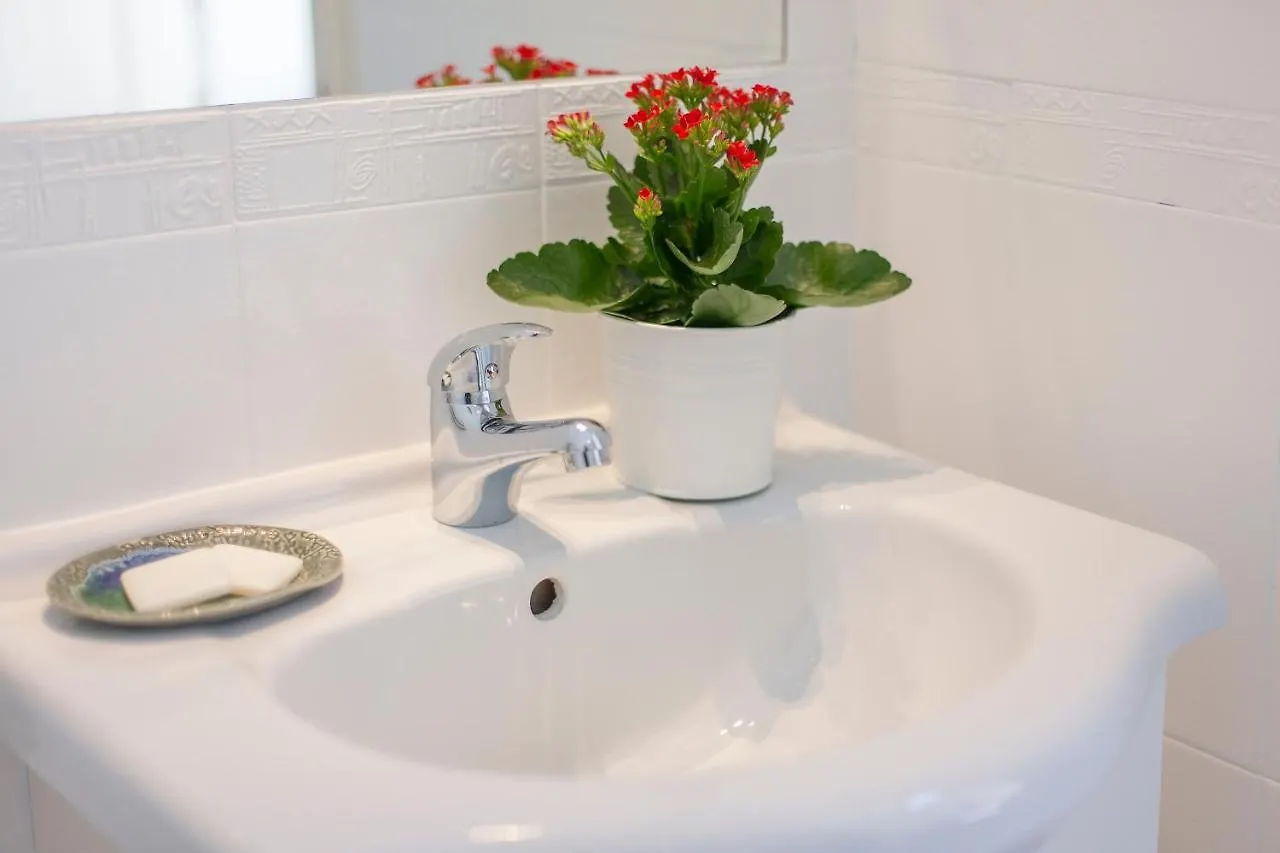 Spacious Alfama Duplex, By Timecooler Lisboa Apartmán